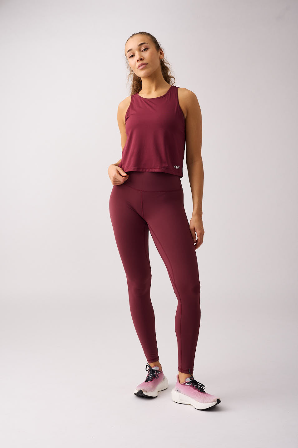 Lunar cropped tank Dark red