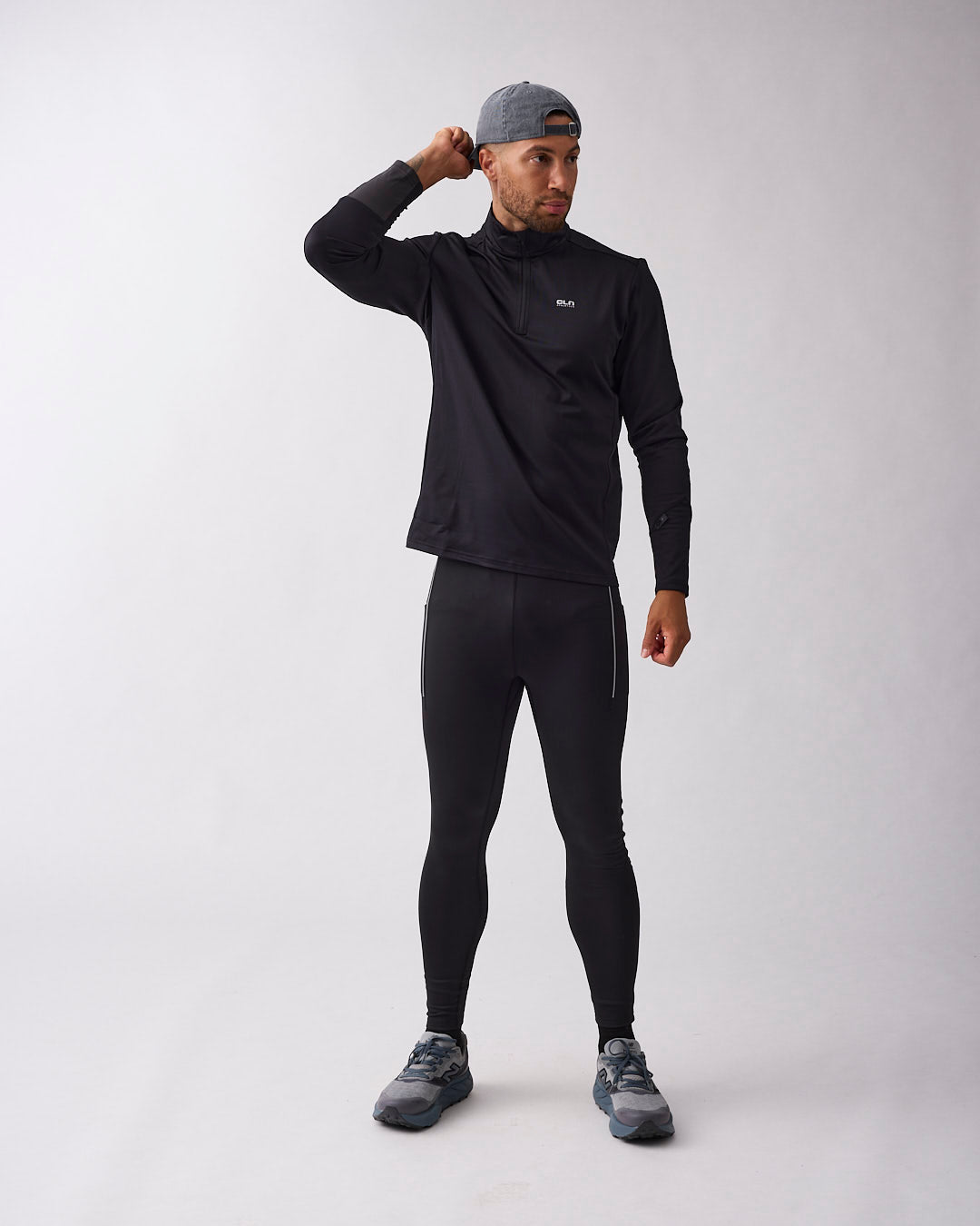 Ray 1/2 zip Black