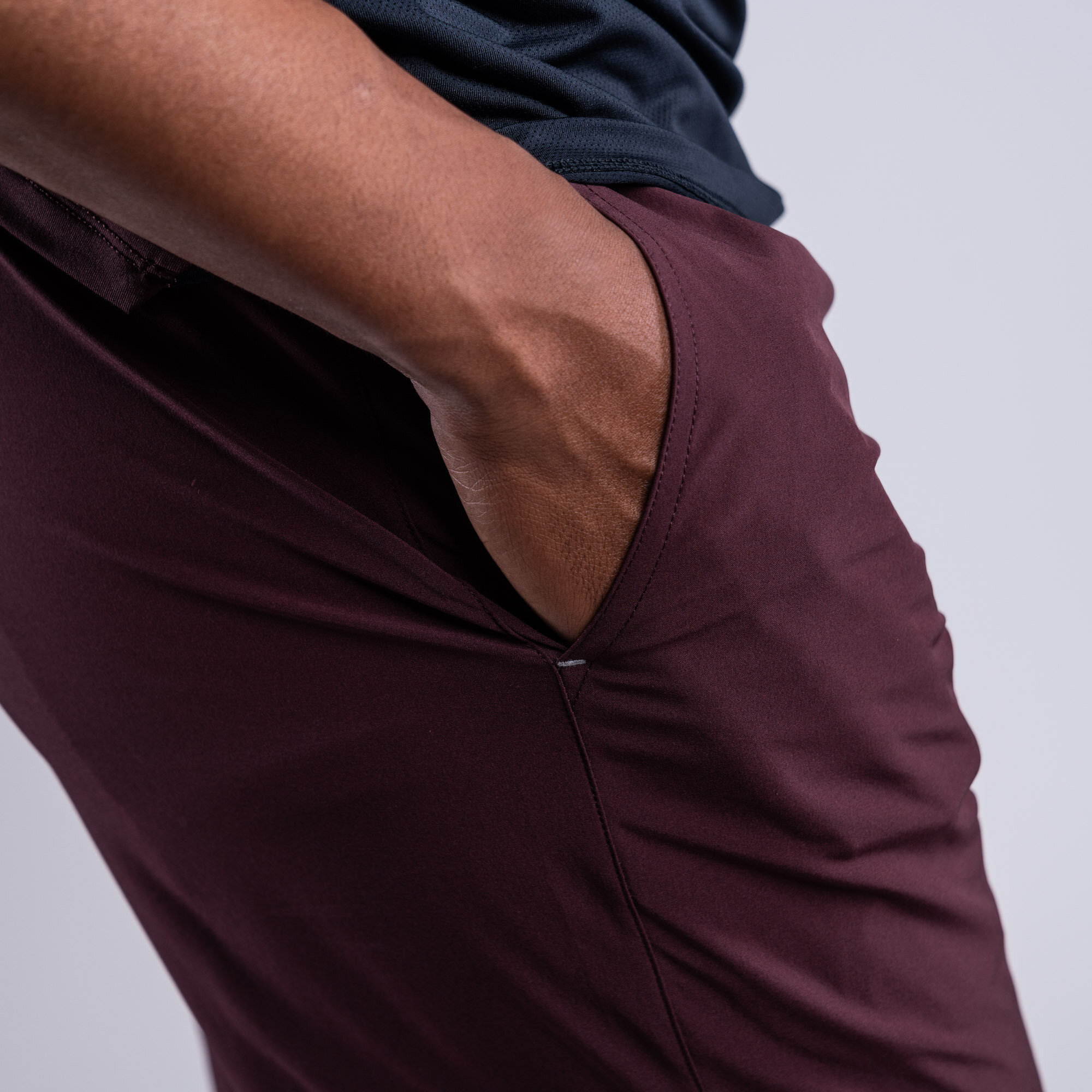 CLN Dino stretch shorts Dark wine