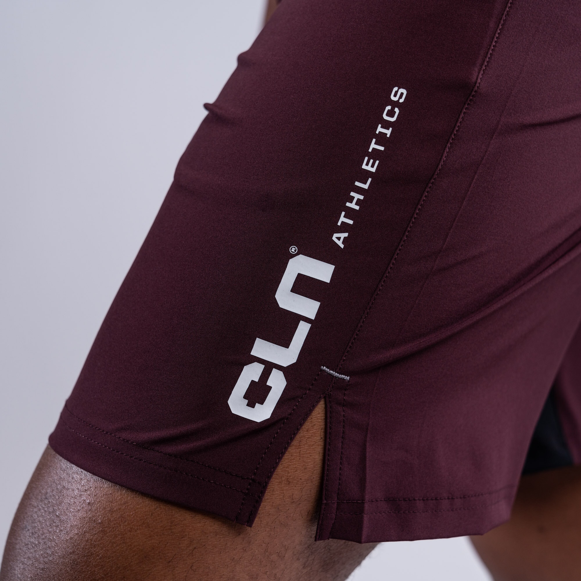 CLN Dino stretch shorts Dark wine