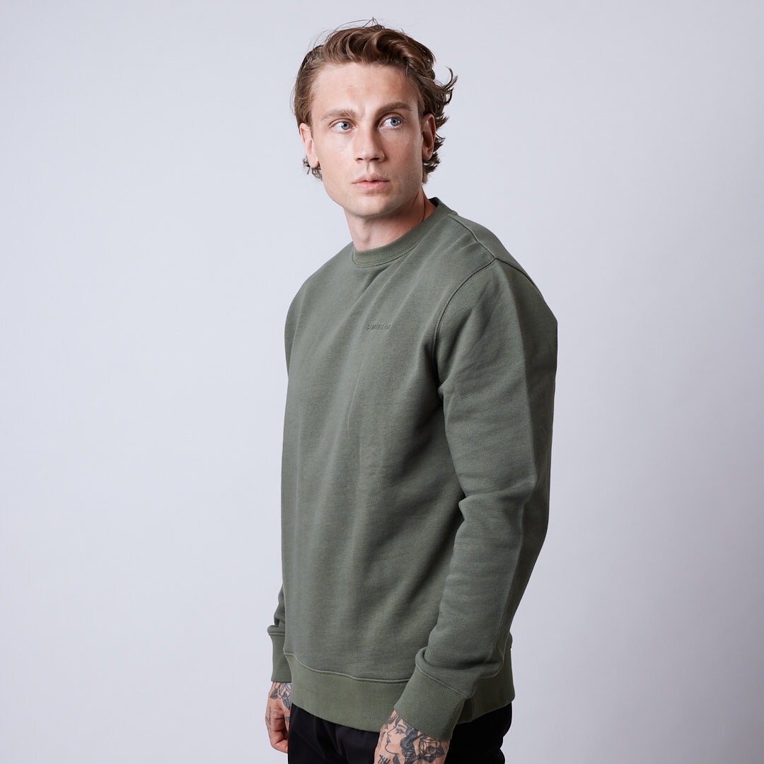 Core sweatshirt Men Moss green
