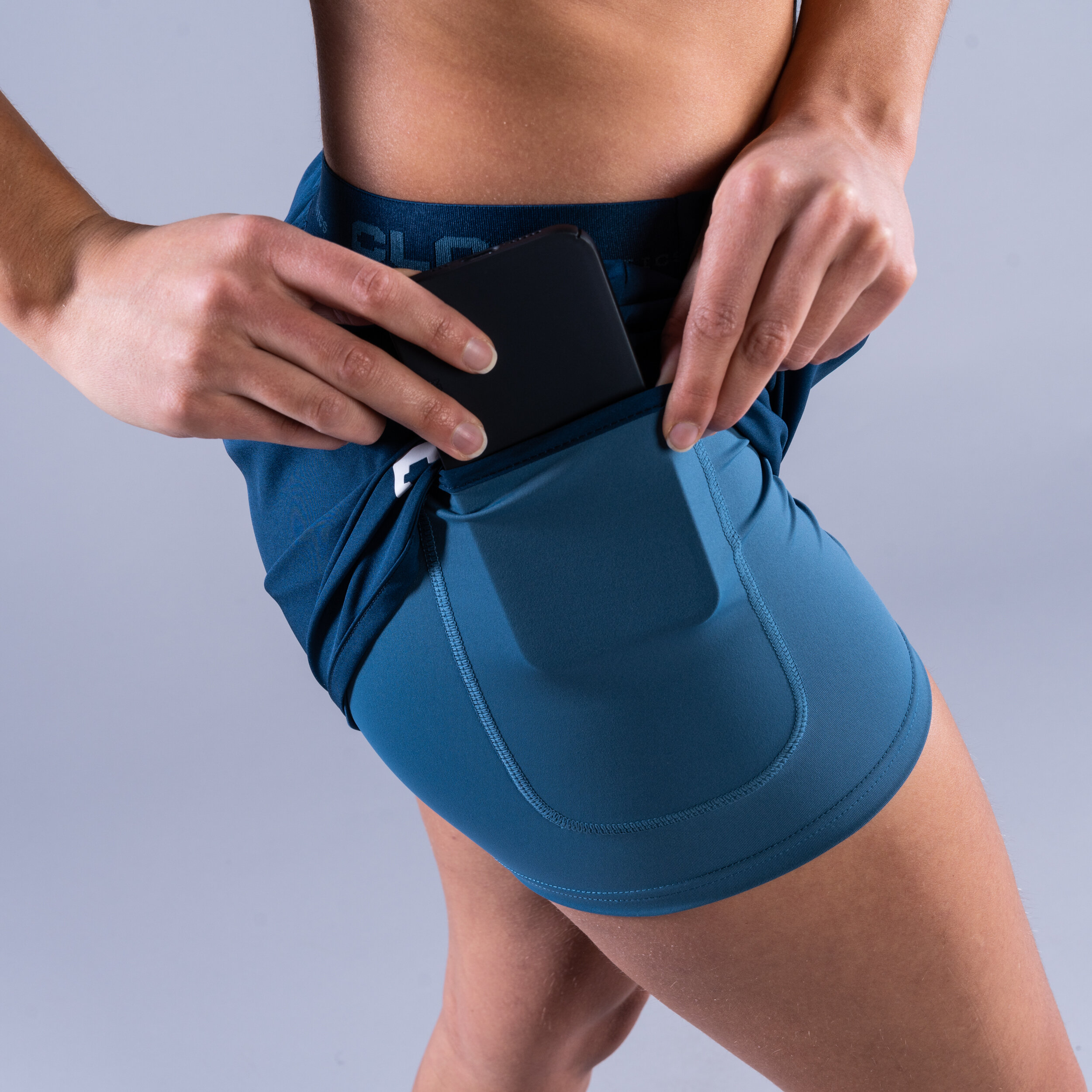 CLN Action ws stretch shorts Titan blue