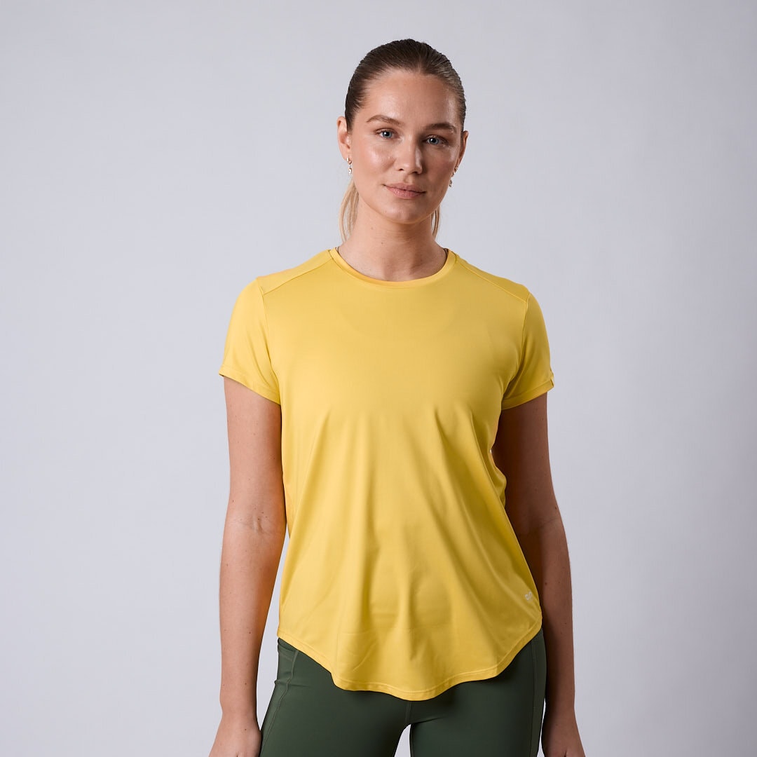 Lucy t-shirt Golden yellow