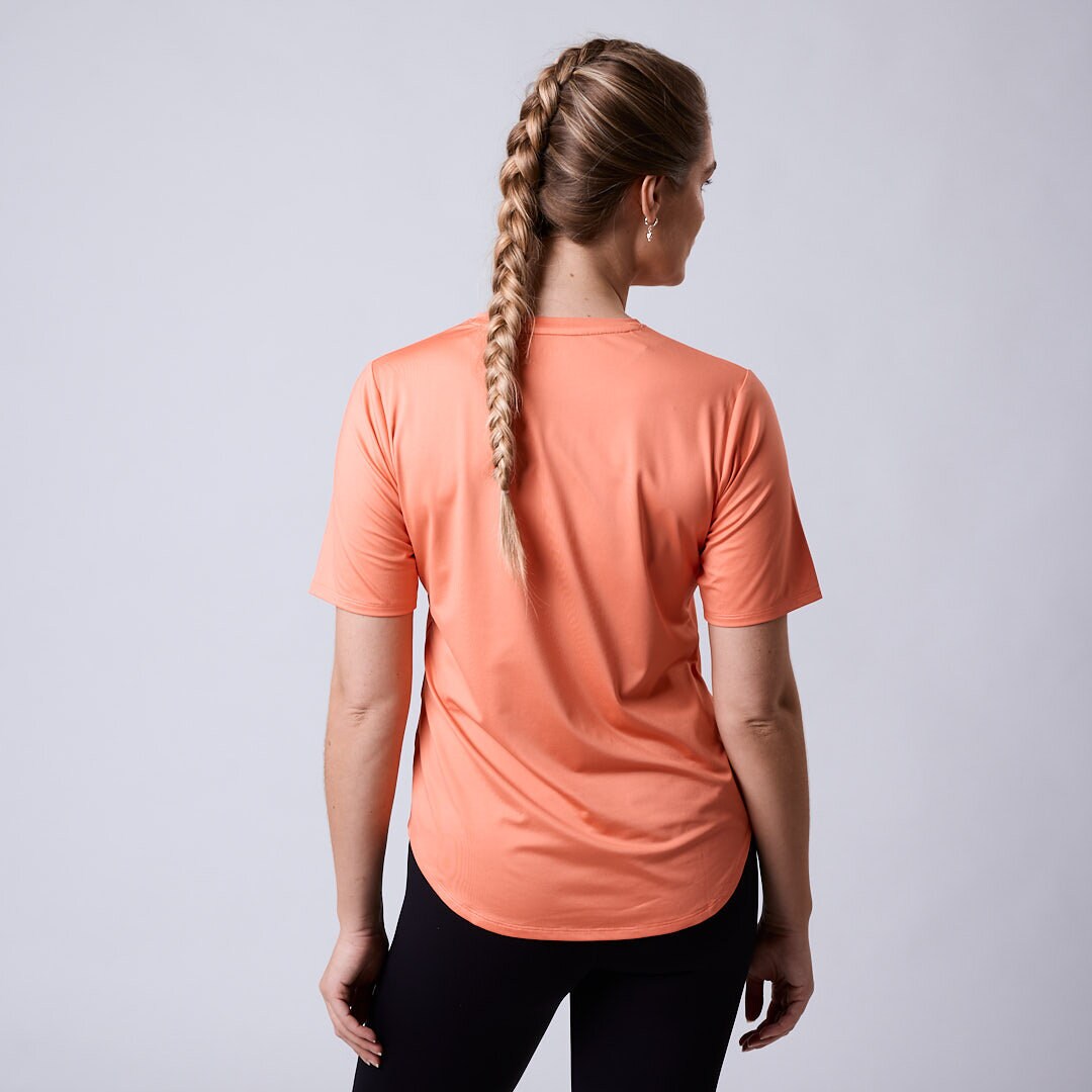 Gwen t-shirt Coral peach