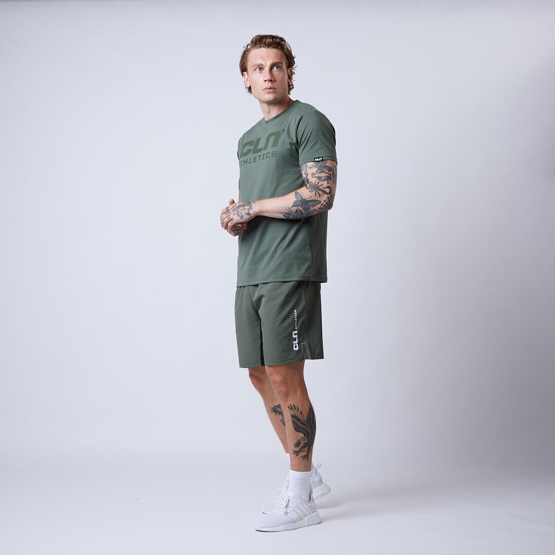 Dino stretch shorts Moss green